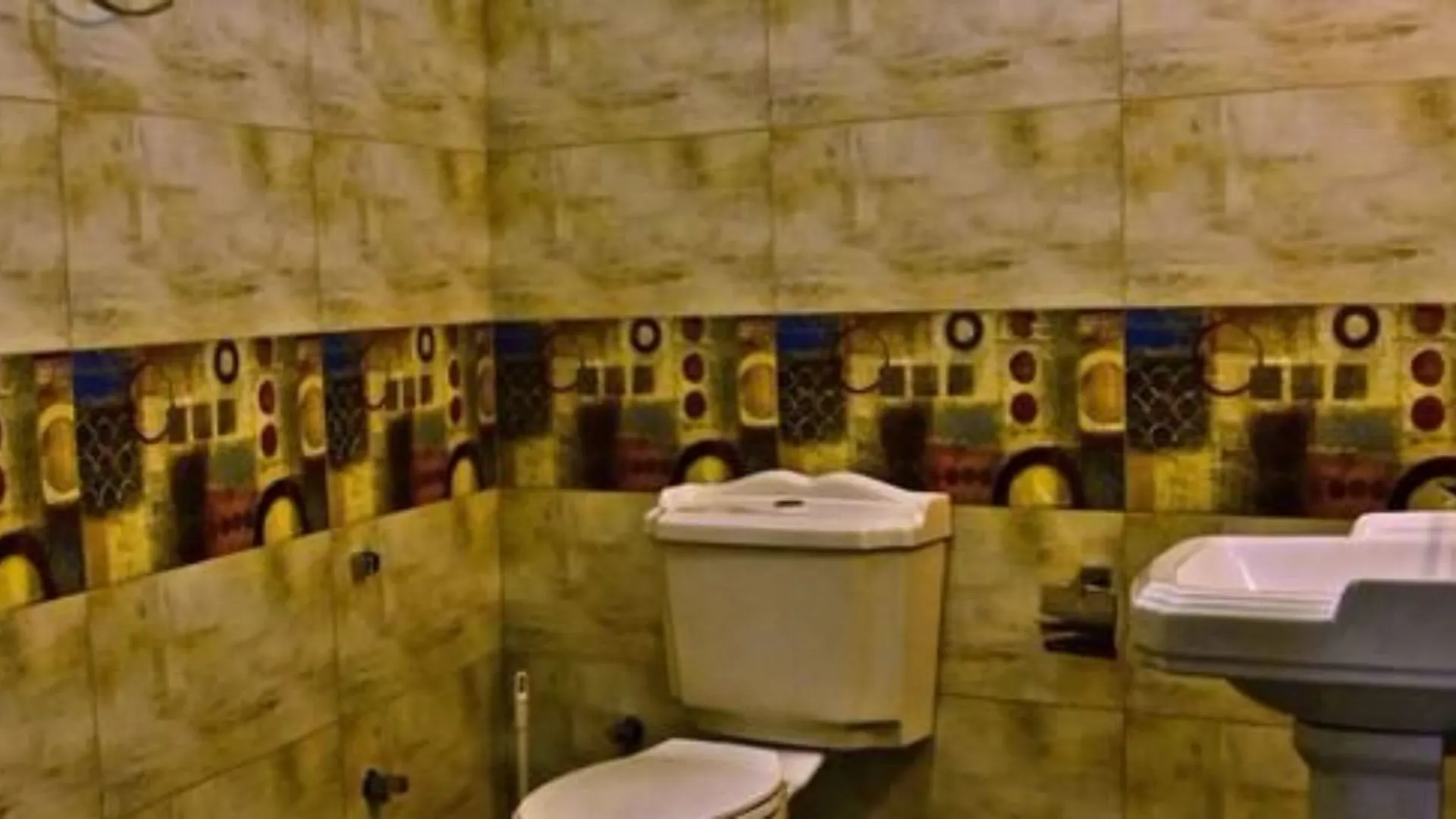 מלון קנדי Pines Hut